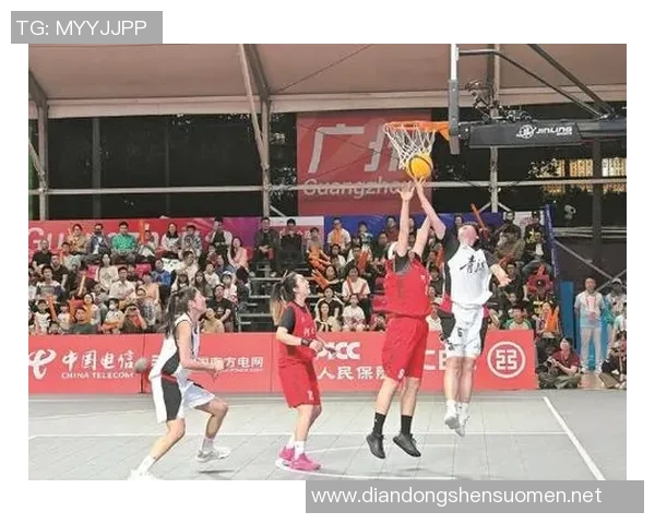 篮球联赛新篇章:聚焦赛场激情与球员成长的双重视角 篮球联赛新篇章:聚焦赛场激情与球员成长的双重视角