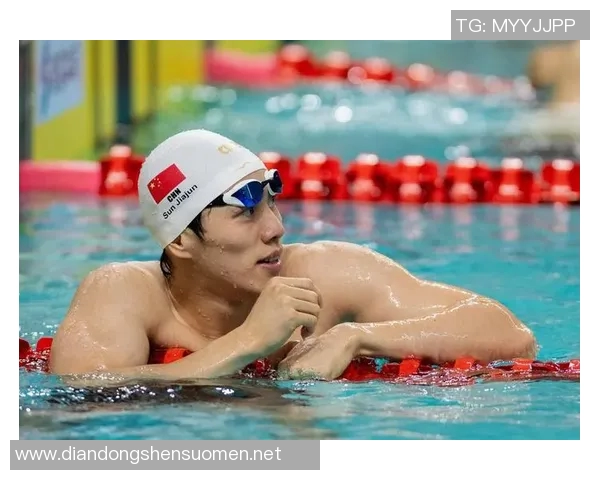 激情澎湃的泳池对决挑战极限 谁将成为泳坛新王者