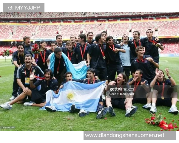 历届奥运会金牌足球明星全名单及其辉煌成就回顾 历届奥运会金牌足球明星全名单及其辉煌成就回顾